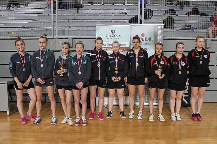 Mladost ekipno - 2. mjesto u juniorkama